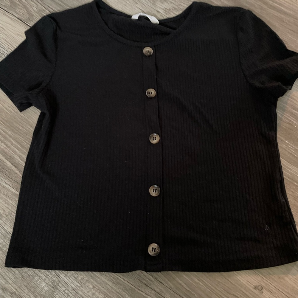 Plain Black button crop top